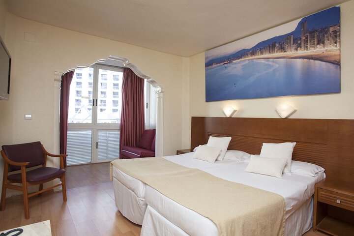 Room 3 of 30