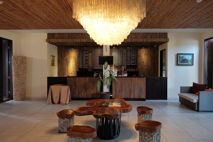 Hotel Interior 2 of 57