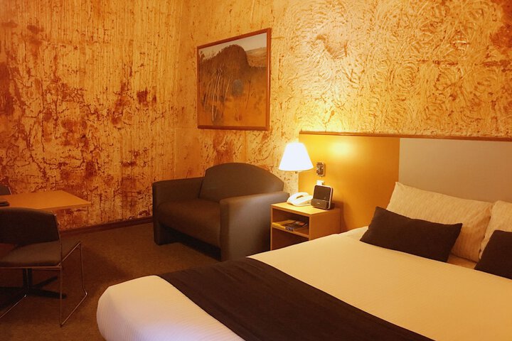 Room 15 of 146