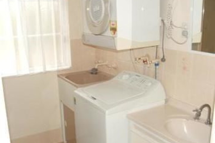 Room 2 of 11