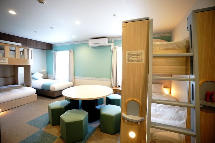 Room 28 of 58
