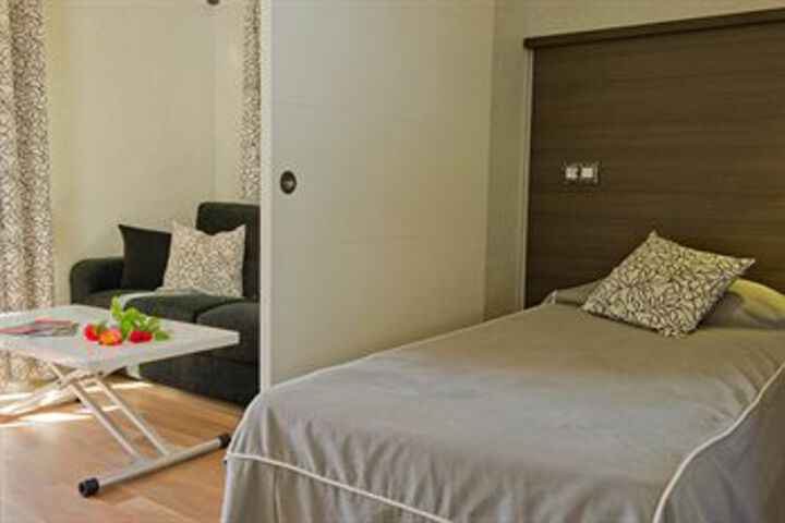 Room 47 of 96