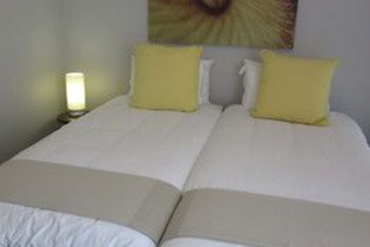 Room 8 of 60