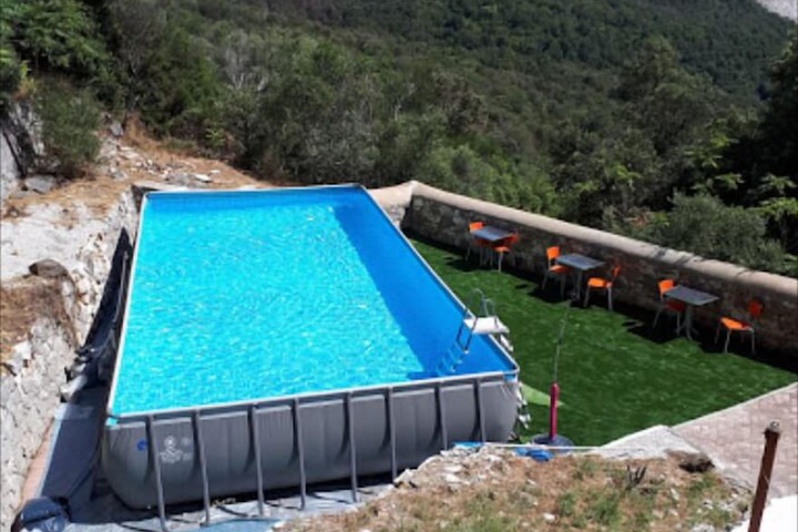 Pool Hotel