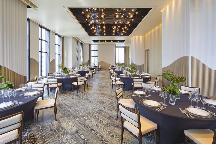 Ballroom/Hall 143 of 163