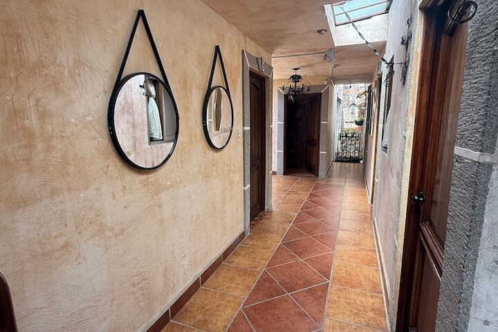 Ballroom/Hall 24 of 30