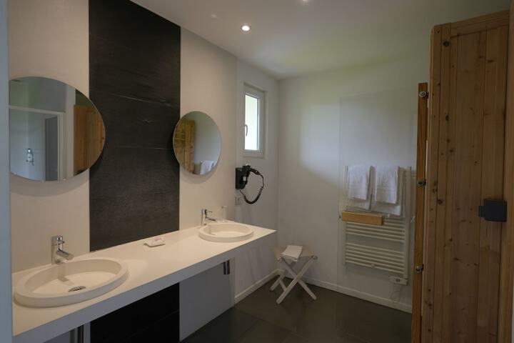 Clean Restrooms