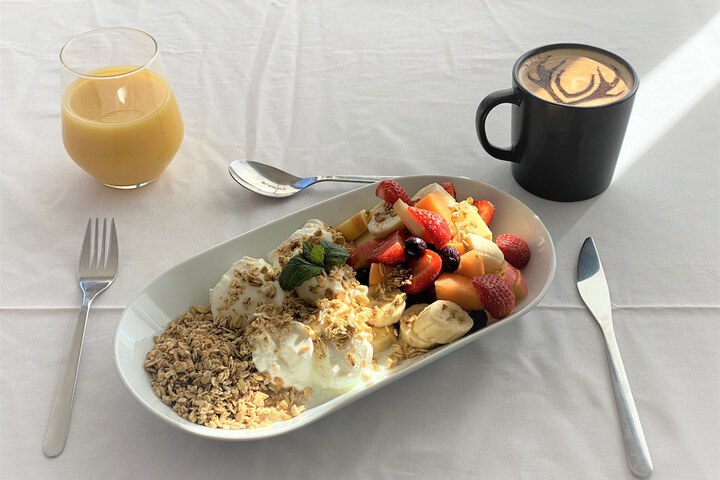 Breakfast/Coffee Service 36 of 39