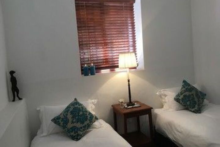 Room 30 of 87