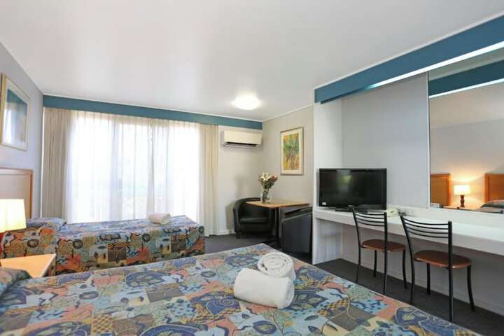 Room 5 of 35