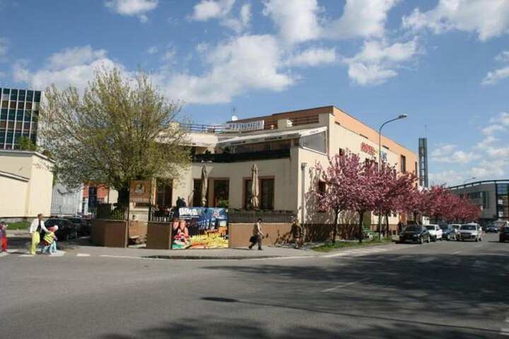 Hotel 64 of 64