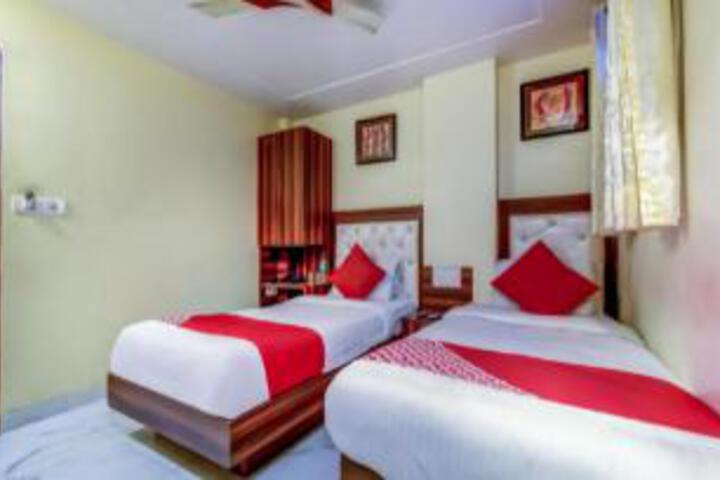 Room 8 of 23