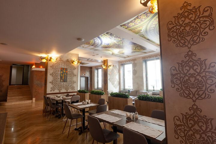 Dining Photos