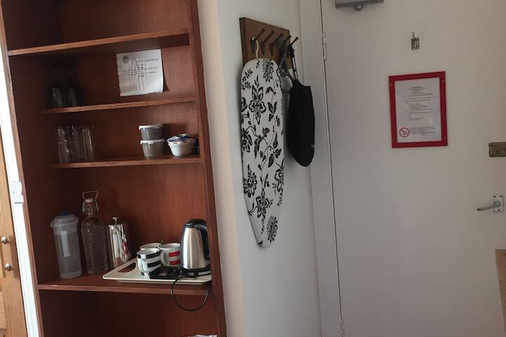 Room 7 of 44