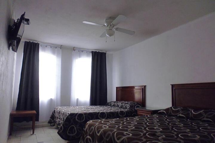 Room 13 of 37