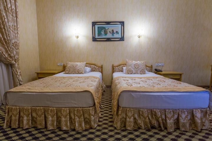 Room 11 of 41