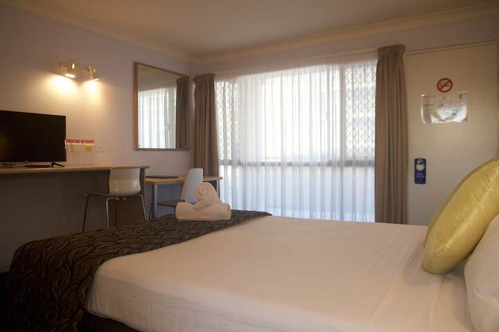 Room 6 of 41