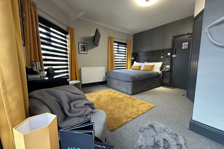 Room 17 of 31