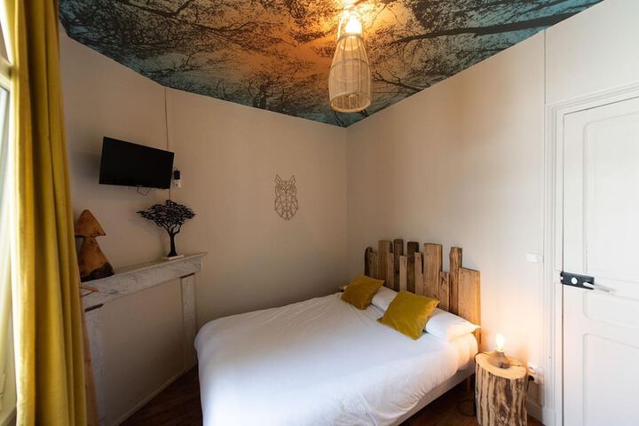 Room 7 of 30