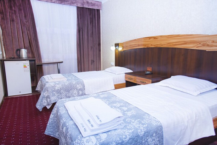 Room 9 of 46