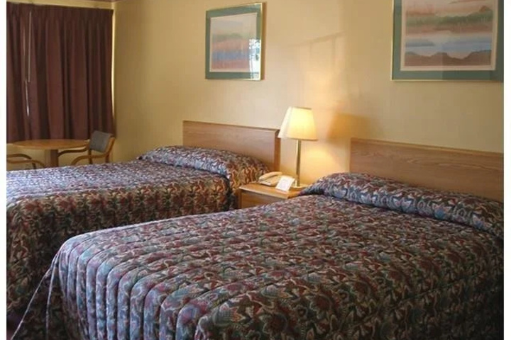 Scottish Inn
