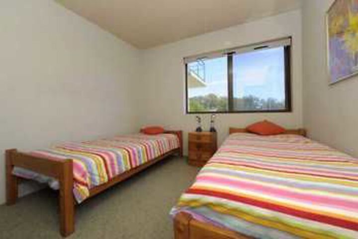 Room 7 of 17
