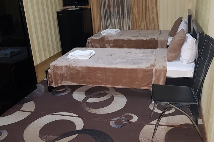 Room 7 of 37