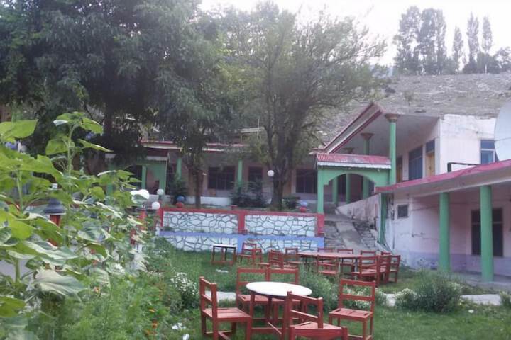 Hotel Exterior 12 of 20