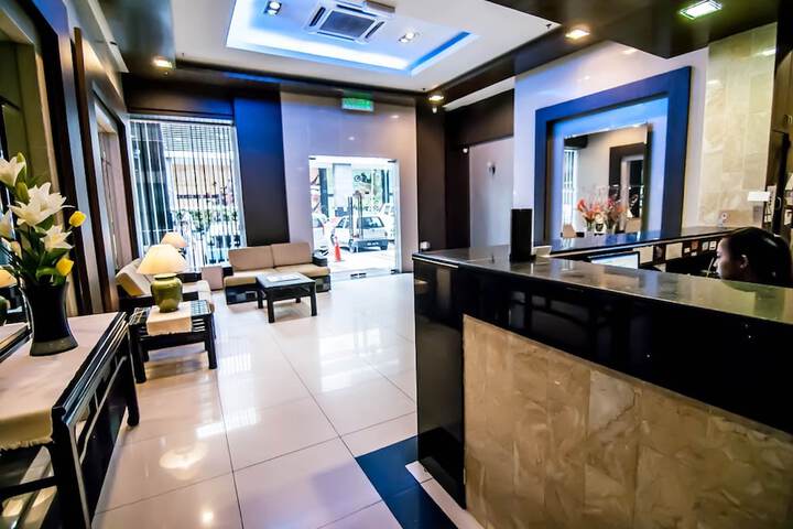 Hotel Lobby