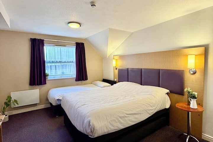 Room 3 of 29