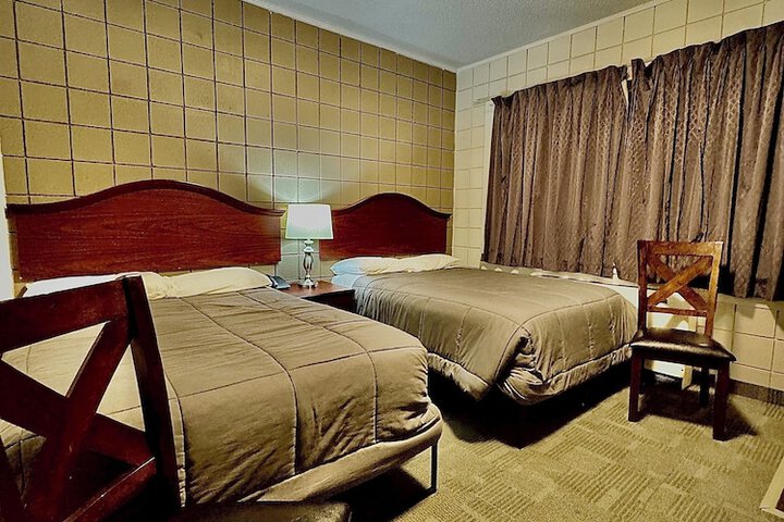 Room 12 of 39