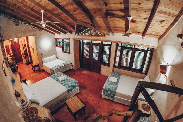 Room 16 of 62