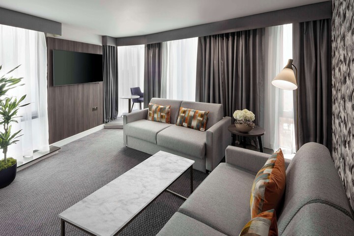 Room 46 of 114
