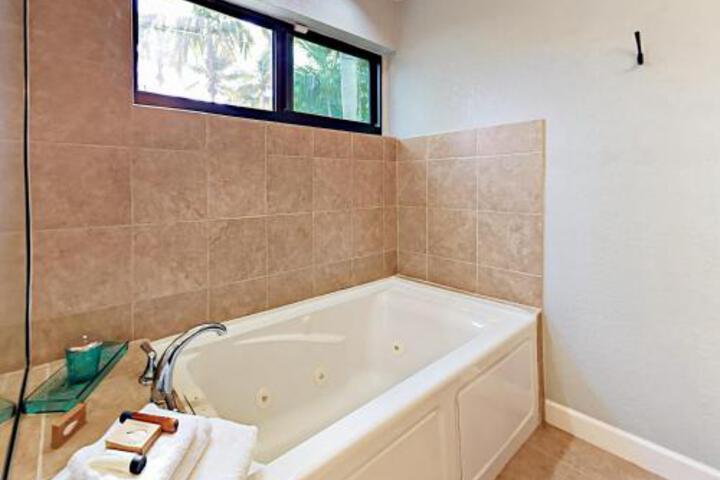 Las Olas Oasis 3 Br Home in Fort Lauderdale, FL