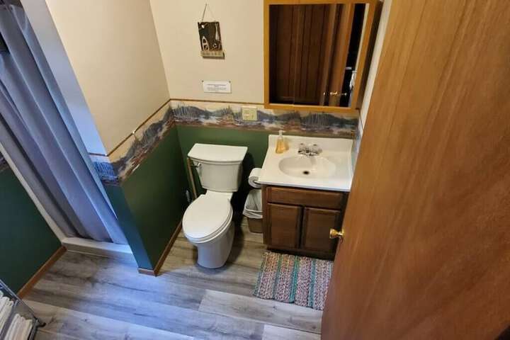 Room 136 of 195