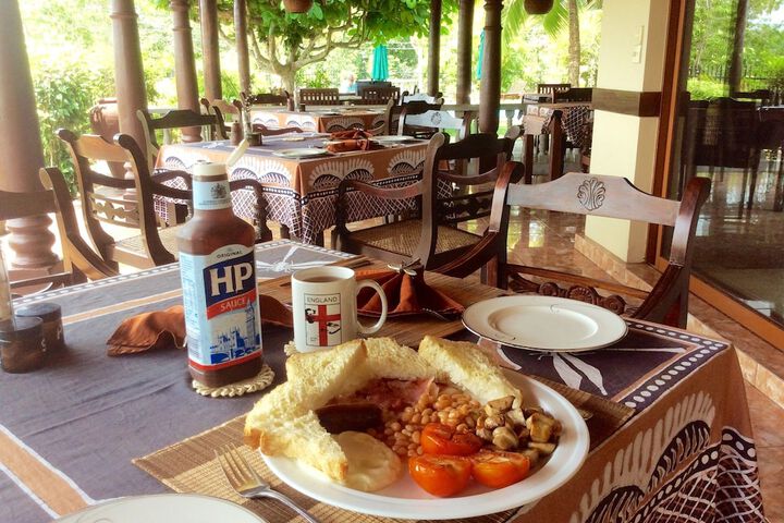 Breakfast/Coffee Service 23 of 40