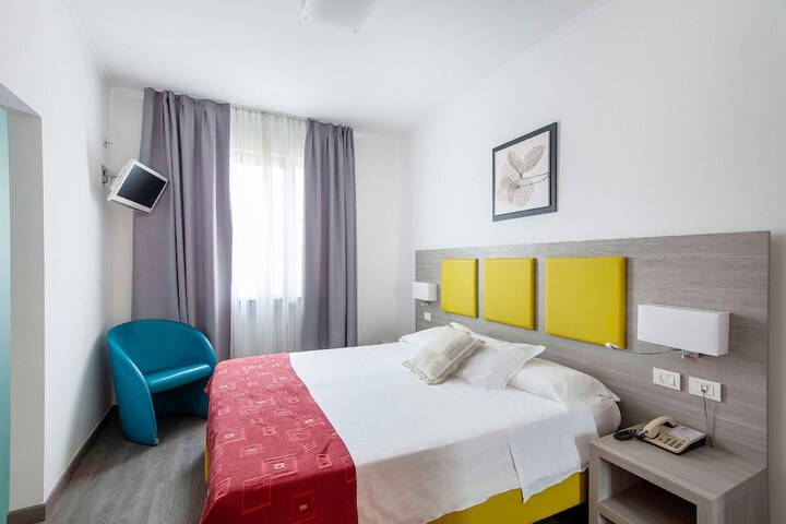 Room 34 of 79