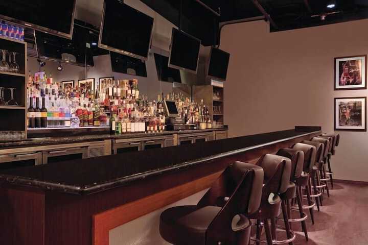 Sports bar