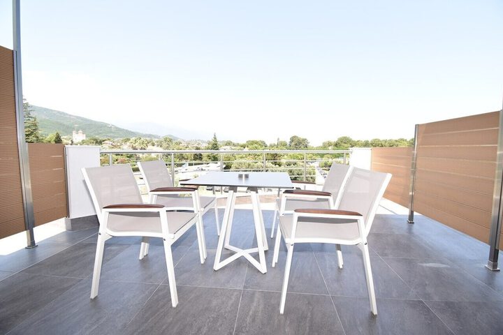 Terrace/Patio 37 of 70