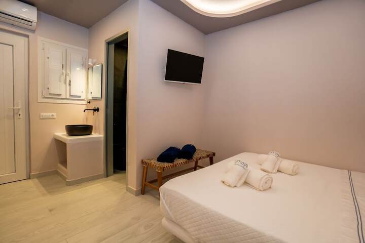 Room 25 of 50