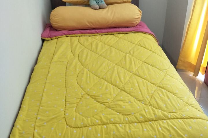 Room 2 of 3