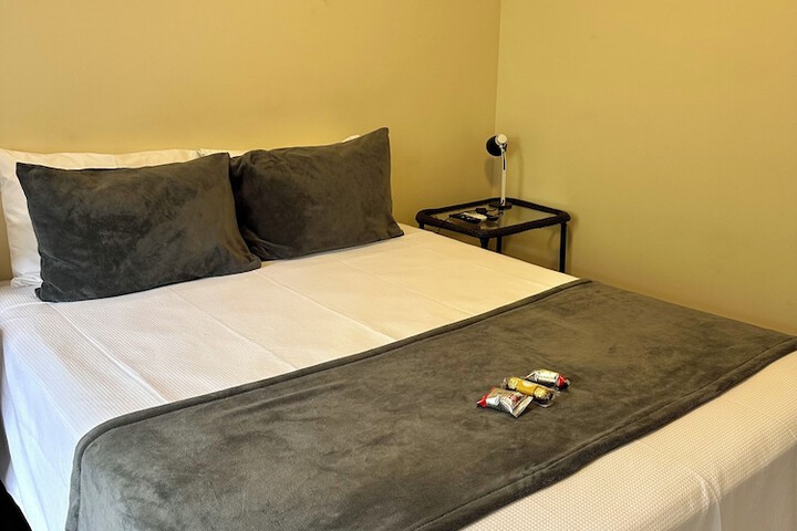 Room 37 of 75