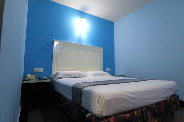 Room 41 of 61