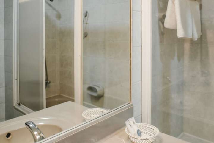 Clean Restrooms