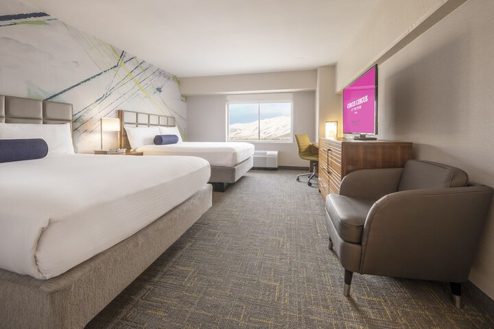 Sky Tower Deluxe 2 Queen Beds (7 of 9)