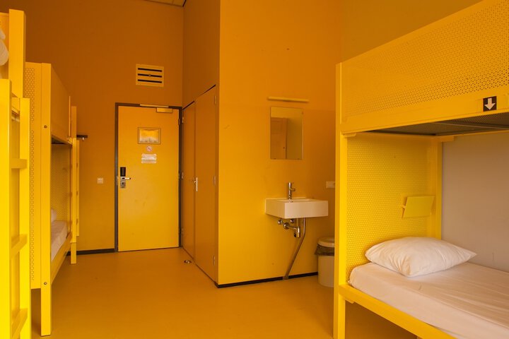 Room 7 of 53