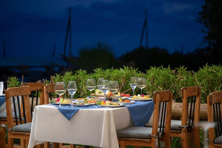 Dining 276 of 321
