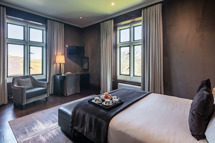 Room 25 of 50