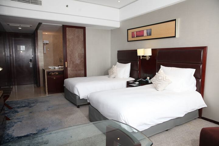 Room 18 of 44