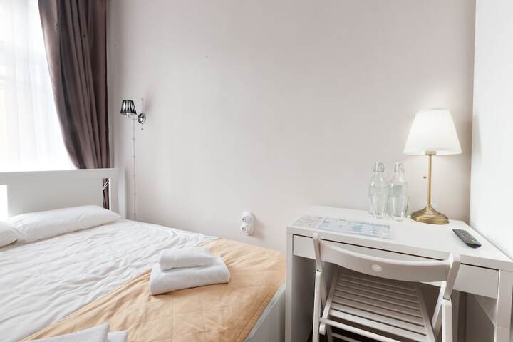 Room 15 of 63